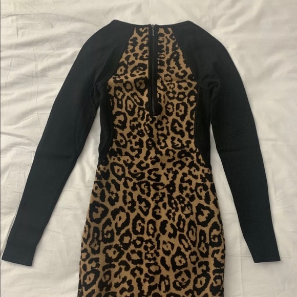 Guess dress Size S Leopard print - Picture 5 of 5